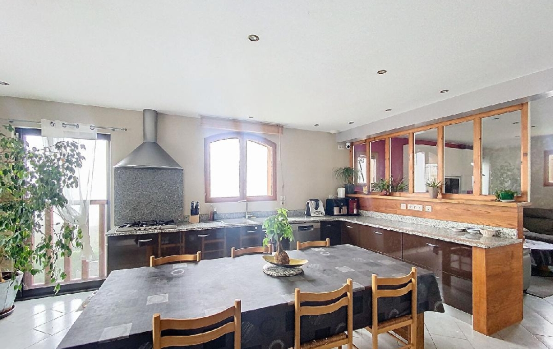 DYNAMIC IMMOBILIER : Maison / Villa | CLUNY (71250) | 170 m2 | 359 000 € 