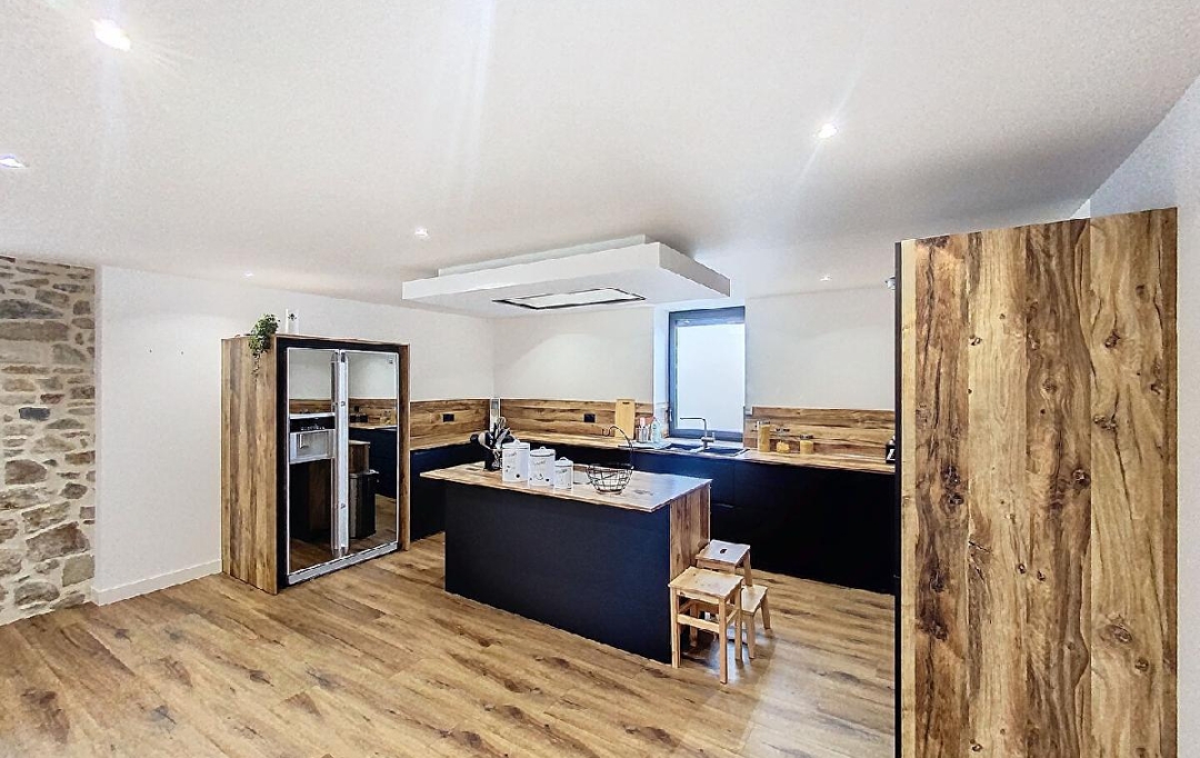 DYNAMIC IMMOBILIER : House | PIERRECLOS (71960) | 224 m2 | 339 000 € 