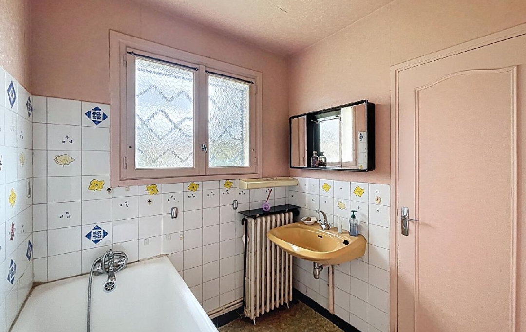 DYNAMIC IMMOBILIER : House | CHARNAY-LES-MACON (71850) | 140 m2 | 350 000 € 