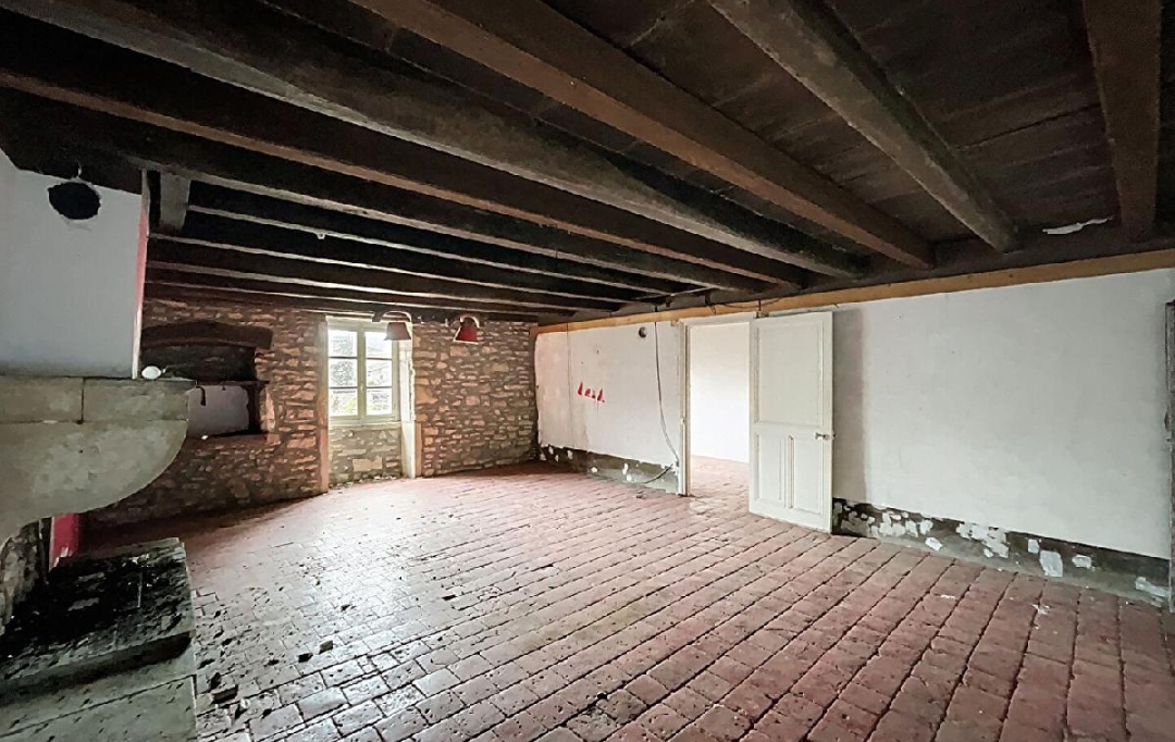 DYNAMIC IMMOBILIER : Maison / Villa | VERZE (71960) | 160 m2 | 115 000 € 