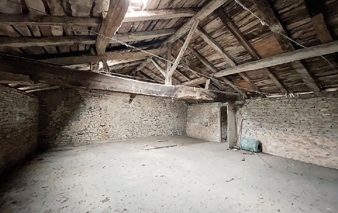 DYNAMIC IMMOBILIER : Maison / Villa | VERZE (71960) | 160 m2 | 115 000 € 