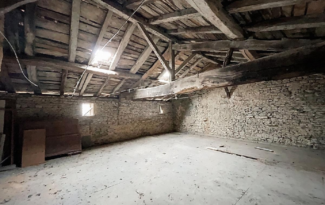 DYNAMIC IMMOBILIER : Maison / Villa | VERZE (71960) | 160 m2 | 115 000 € 