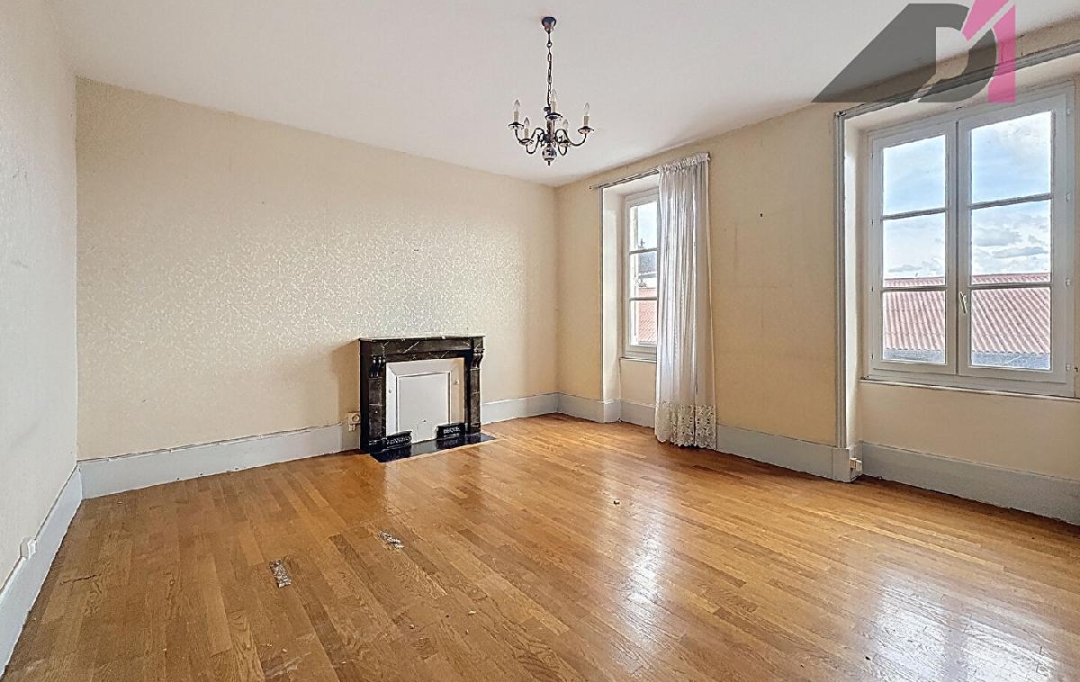 DYNAMIC IMMOBILIER : Maison / Villa | VIRE (71260) | 183 m2 | 389 000 € 
