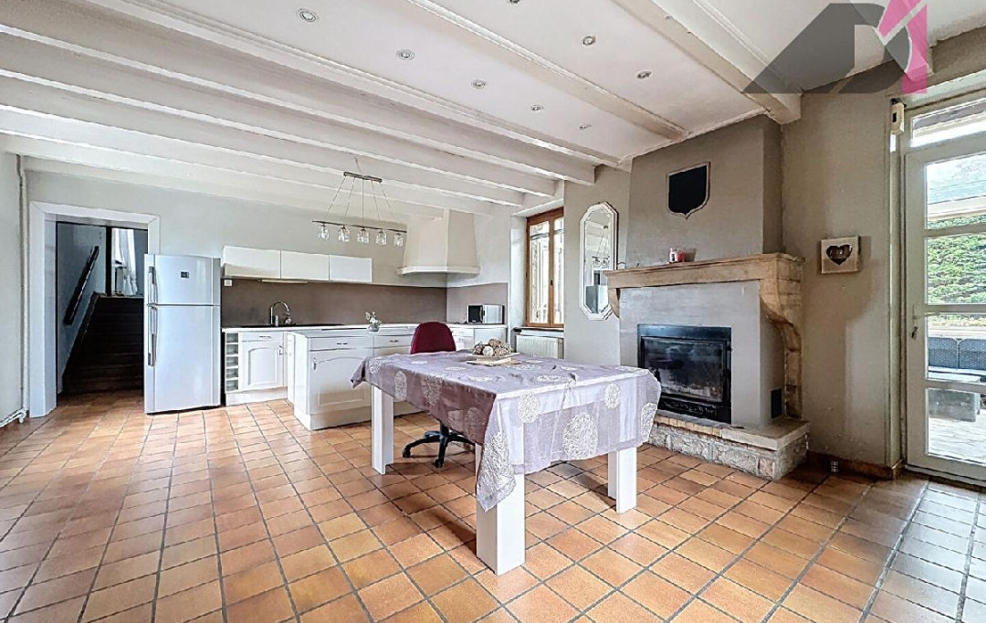 DYNAMIC IMMOBILIER : House | VERZE (71960) | 124 m2 | 229 000 € 