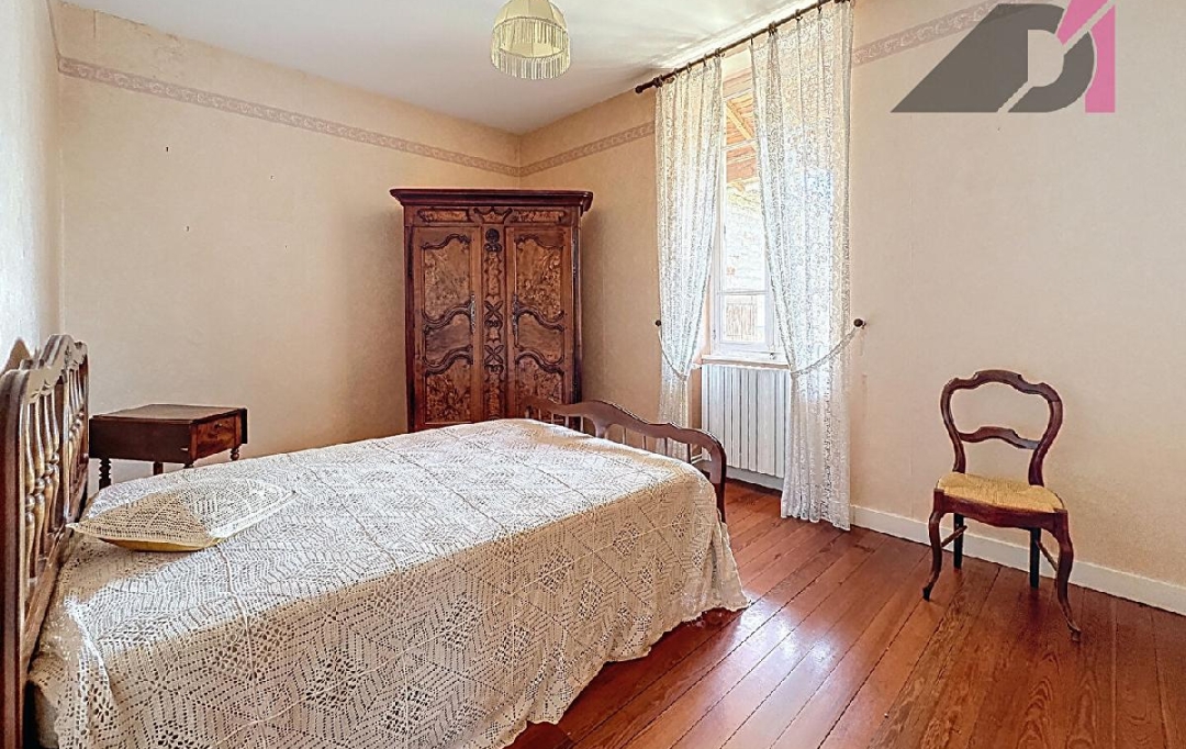 DYNAMIC IMMOBILIER : Maison / Villa | SAINT-GENGOUX-DE-SCISSE (71260) | 214 m2 | 290 000 € 