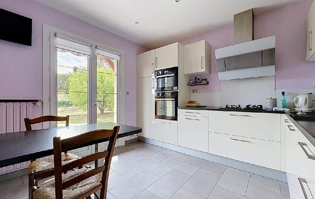 DYNAMIC IMMOBILIER : House | SENOZAN (71260) | 166 m2 | 384 800 &euro; 