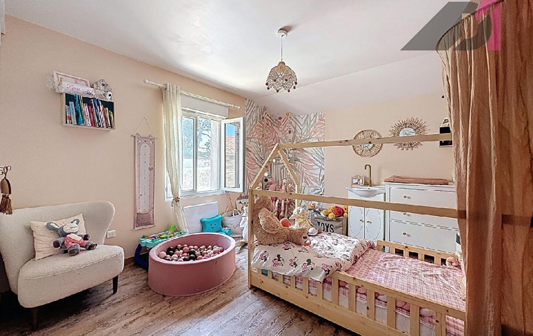 DYNAMIC IMMOBILIER : Maison / Villa | SAINT-AMOUR-BELLEVUE (71570) | 90 m2 | 240 000 € 