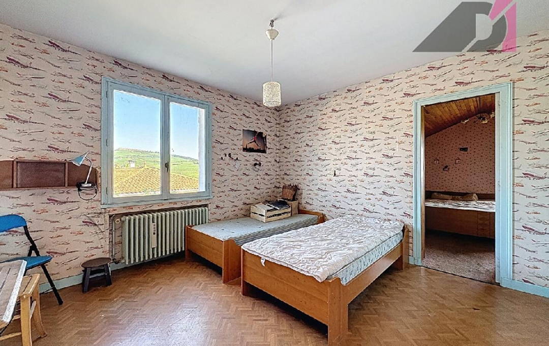 DYNAMIC IMMOBILIER : House | DAVAYE (71960) | 130 m2 | 198 000 € 