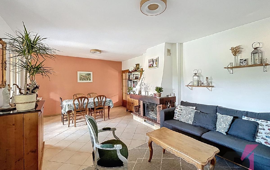DYNAMIC IMMOBILIER : Maison / Villa | LA ROCHE-VINEUSE (71960) | 123 m2 | 290 000 € 