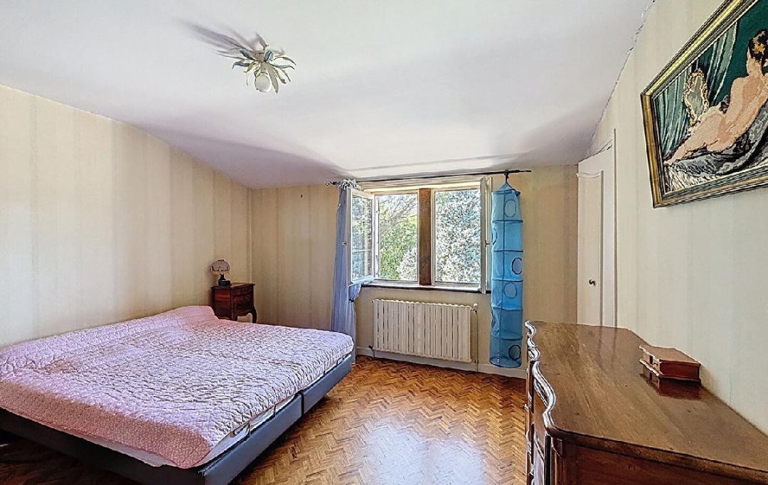 DYNAMIC IMMOBILIER : House | CLUNY (71250) | 300 m2 | 676 000 € 