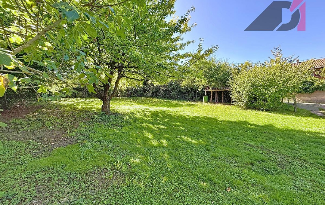 DYNAMIC IMMOBILIER : Ground | IGE (71960) | 1 500 m2 | 79 500 € 