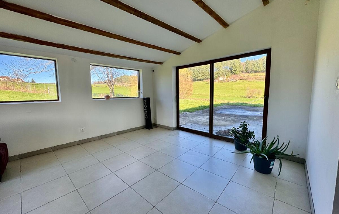 DYNAMIC IMMOBILIER : House | AIGUEPERSE (69790) | 143 m2 | 185 000 &euro; 