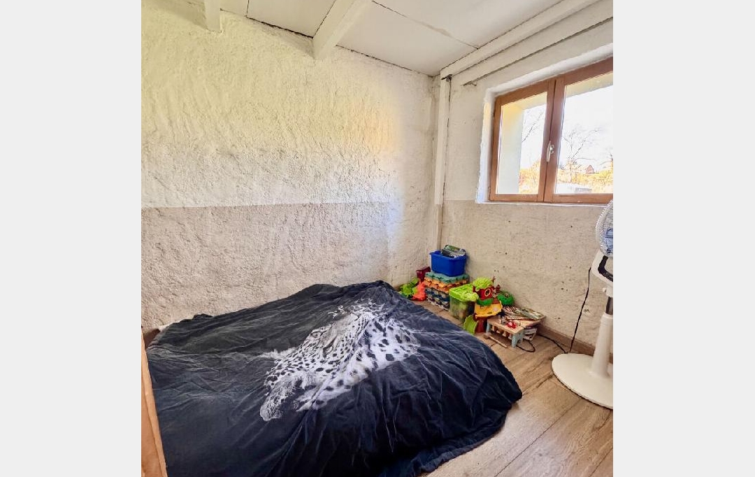 DYNAMIC IMMOBILIER : House | AIGUEPERSE (69790) | 143 m2 | 185 000 &euro; 