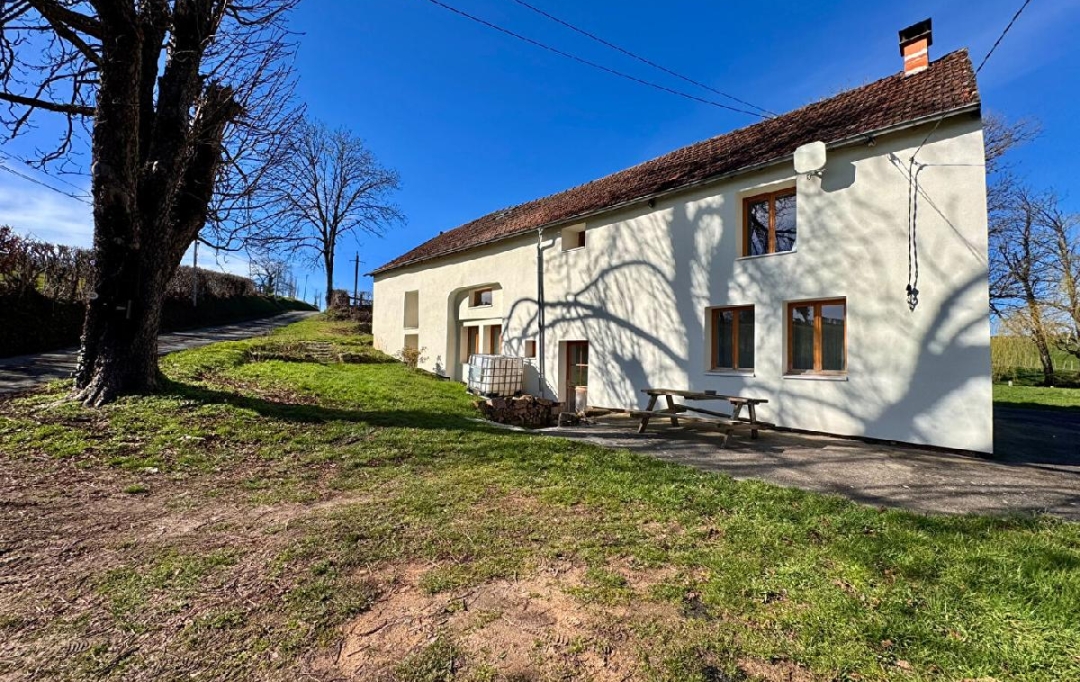 DYNAMIC IMMOBILIER : House | AIGUEPERSE (69790) | 143 m2 | 185 000 &euro; 