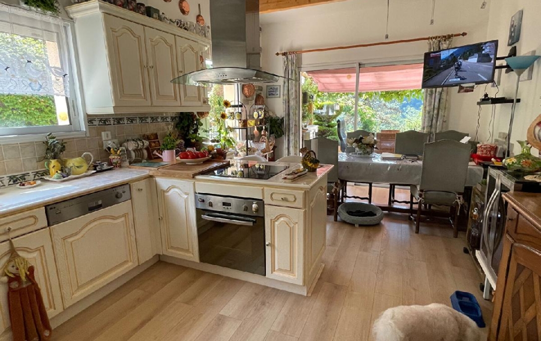 DYNAMIC IMMOBILIER : House | BURGY (71260) | 163 m2 | 330 000 &euro; 