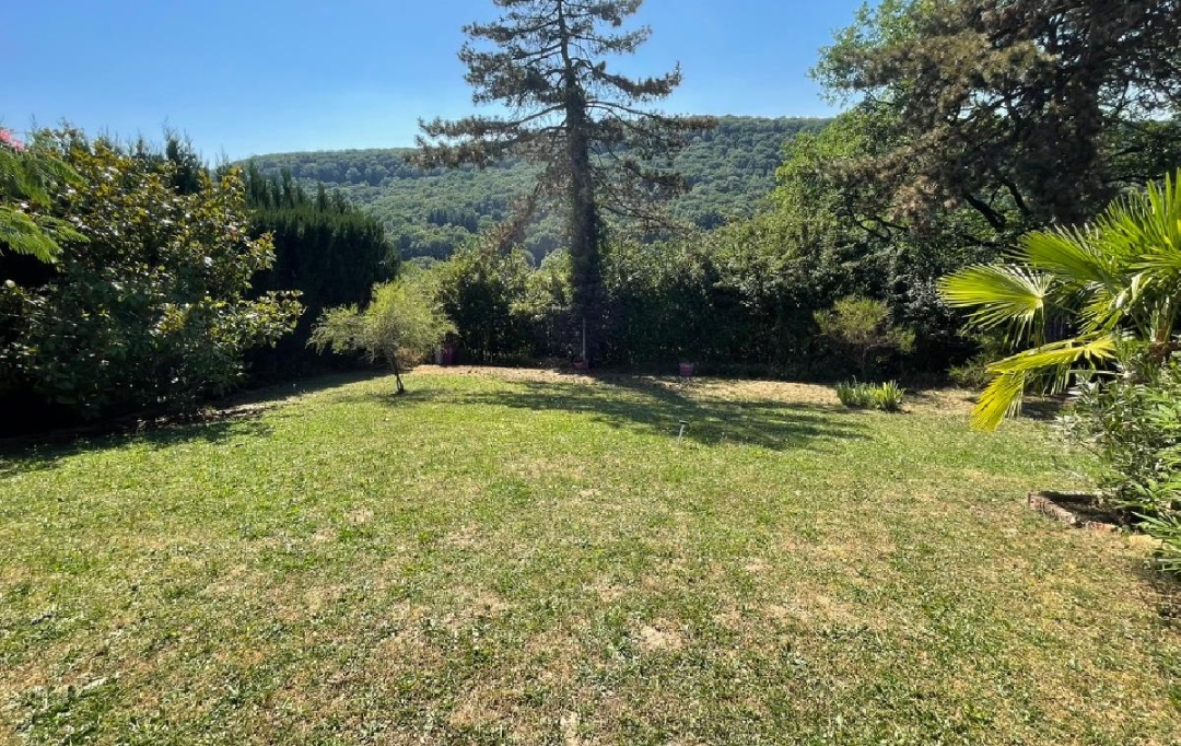 DYNAMIC IMMOBILIER : House | BURGY (71260) | 163 m2 | 330 000 &euro; 