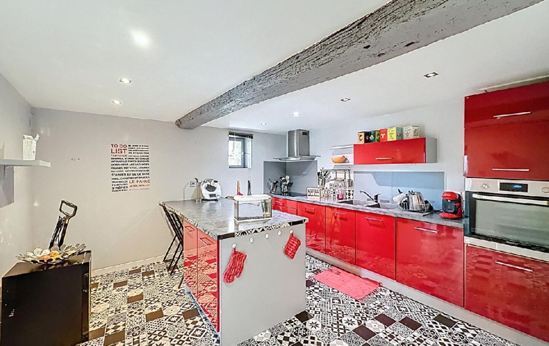DYNAMIC IMMOBILIER : House | LA ROCHE-VINEUSE (71960) | 135 m2 | 190 000 &euro; 