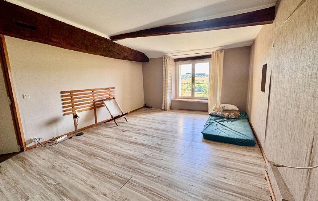 DYNAMIC IMMOBILIER : Maison / Villa | SAINT-PIERRE-LE-VIEUX (71520) | 129 m2 | 89 000 &euro; 