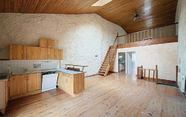 Maison   CLUNY  95 m2 130 000 € 